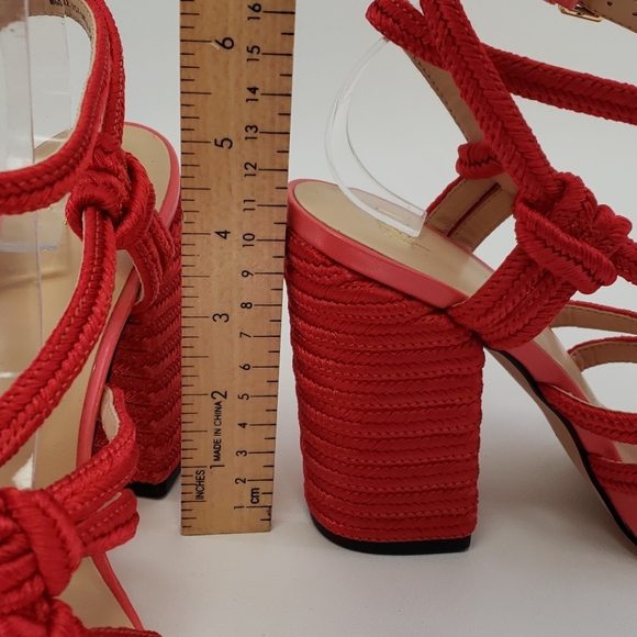 CAbi NWT - Picture 7 of 7